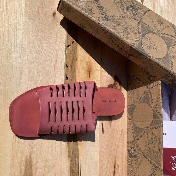 NEW Free People  Slice of Sun fine leathers Sandals in watermelon for women 3J2 - Picture 6 of 12